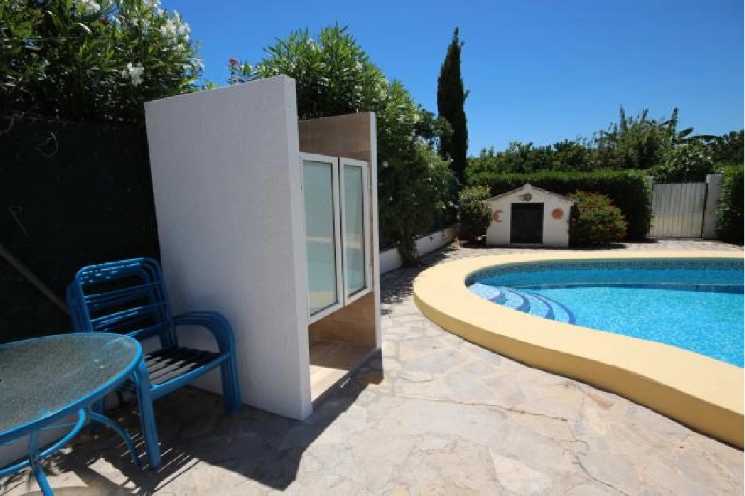 villa en Els Poblets(Gironets) en location de vacances, construit 84 m², ano de construccion 1988, + calefaccion central, aire acondicionado, terrain 547 m², 2 chambre, 2 salle de bains, piscina, ref.: V-0115-13