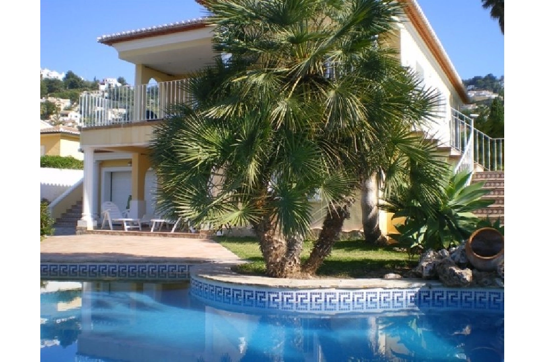villa en Moraira(Club Moraira) en vente, construit 220 m², ano de construccion 2000, + calefaccion suelo, aire acondicionado, terrain 800 m², 4 chambre, 3 salle de bains, piscina, ref.: BI-MT.H-523-6
