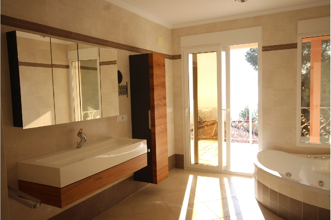 villa en Calpe(Oltamar) en vente, construit 278 m², ano de construccion 2010, terrain 980 m², 3 chambre, 4 salle de bains, ref.: JB-0420-45