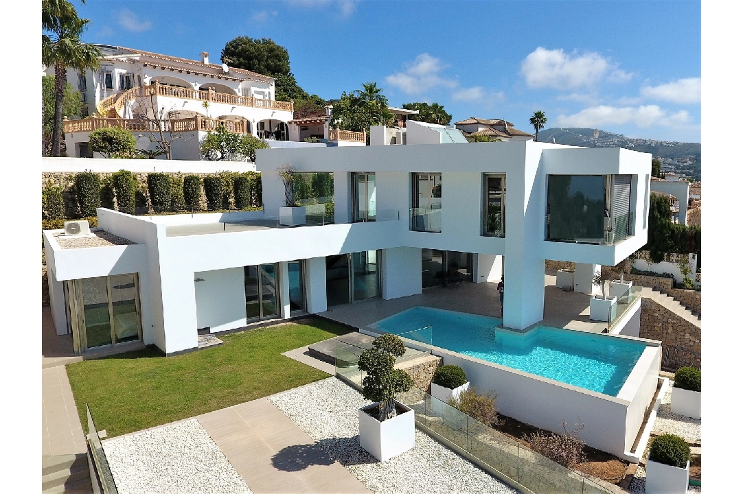 villa en Moraira en vente, construit 410 m², ano de construccion 2014, estado bien cuidado, + calefaccion suelo, aire acondicionado, terrain 1150 m², 4 chambre, 4 salle de bains, piscina, ref.: AS-2422-1