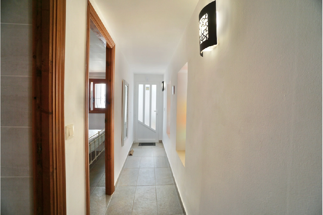 villa en Moraira en vente, construit 192 m², aire acondicionado, terrain 657 m², 4 chambre, 2 salle de bains, piscina, ref.: CA-H-1554-AMBE-15