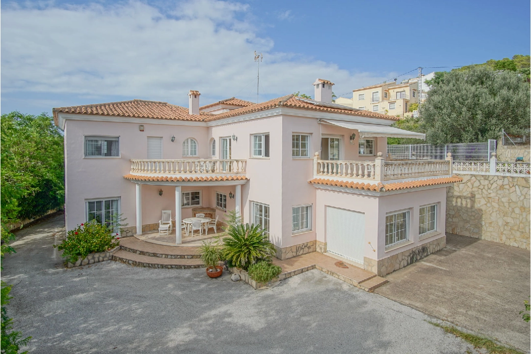 villa en Orba(Aspre) en vente, construit 339 m², aire acondicionado, terrain 1342 m², 6 chambre, 5 salle de bains, ref.: BP-8098ORB-1