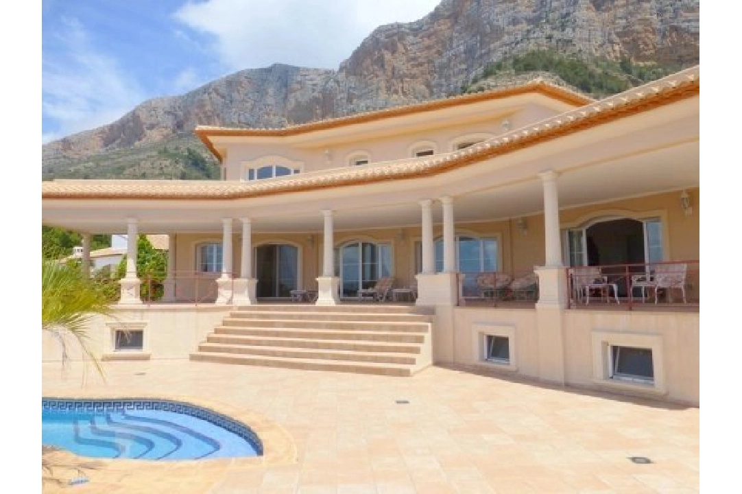 villa en Javea en vente, construit 685 m², aire acondicionado, terrain 2397 m², 5 chambre, 5 salle de bains, piscina, ref.: BS-3974726-4