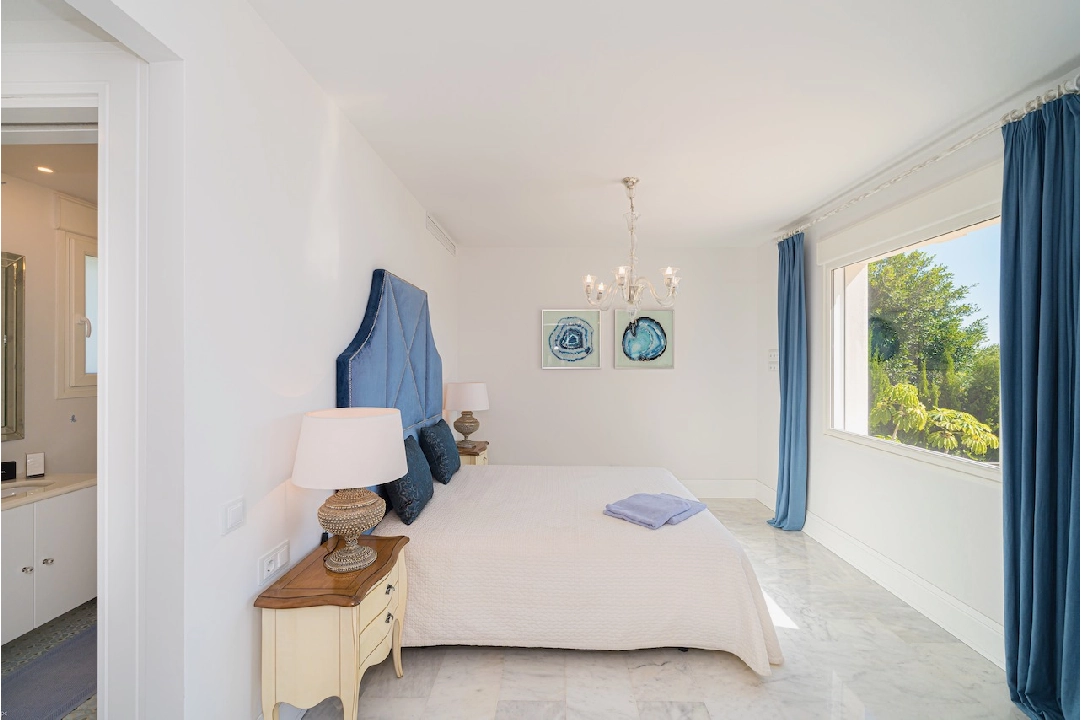 villa en Benissa(Cap Blanc) en vente, construit 898 m², terrain 1960 m², 6 chambre, 6 salle de bains, piscina, ref.: CA-H-1676-AMB-29