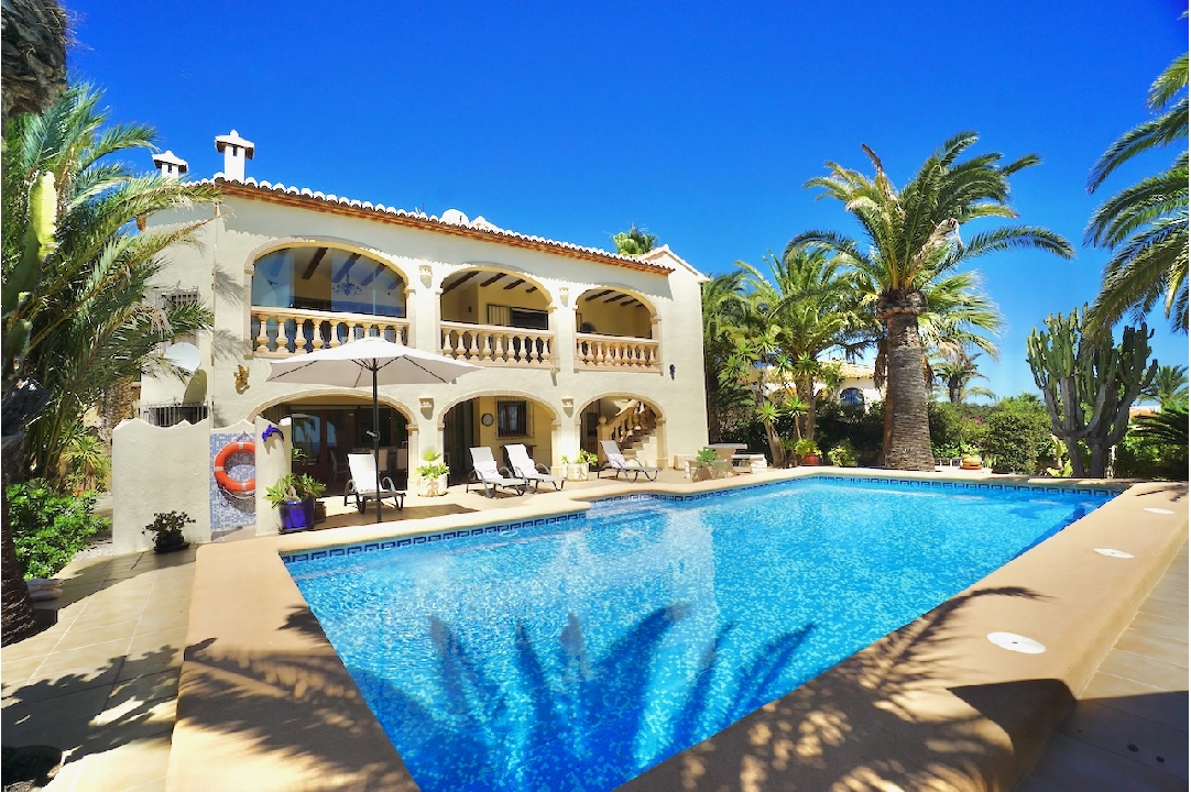 villa en Benitachell(La Cumbre del Sol) en vente, construit 340 m², terrain 994 m², 5 chambre, 5 salle de bains, piscina, ref.: CA-H-1677-AMBE-1