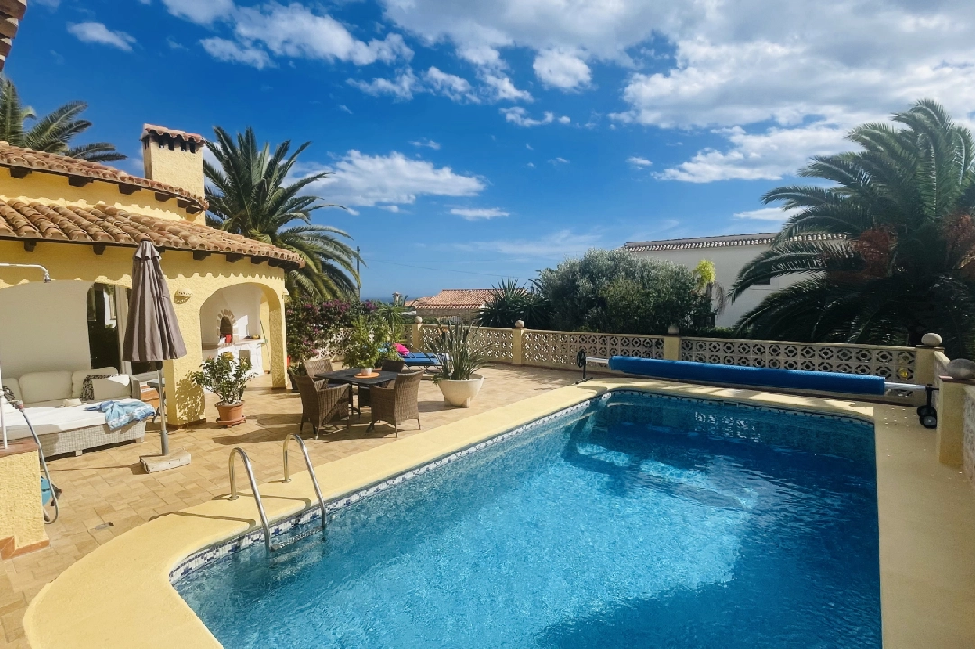villa en Javea(Balcon al Mar) en vente, construit 167 m², ano de construccion 1979, + estufa, aire acondicionado, terrain 903 m², 3 chambre, 2 salle de bains, piscina, ref.: JS-2223-28