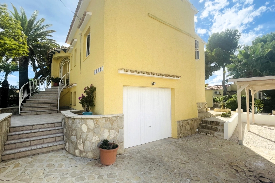 villa en Javea(Balcon al Mar) en vente, construit 167 m², ano de construccion 1979, + estufa, aire acondicionado, terrain 903 m², 3 chambre, 2 salle de bains, piscina, ref.: JS-2223-35