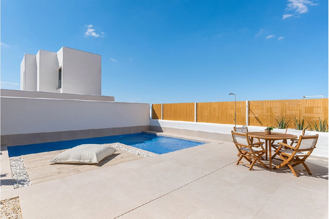 villa en Los Alcazares en vente, construit 109 m², estado nuevo, terrain 184 m², 3 chambre, 2 salle de bains, piscina, ref.: HA-LAN-431-E02-2