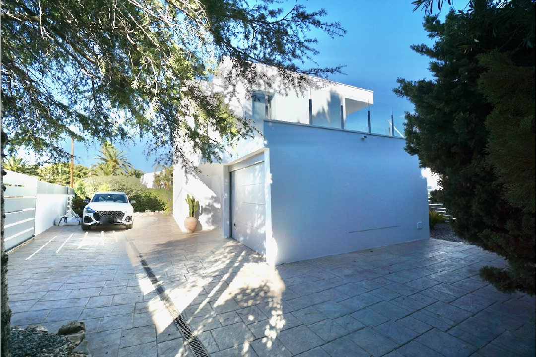 villa en Benissa(La Fustera) en vente, construit 308 m², aire acondicionado, terrain 850 m², 4 chambre, 3 salle de bains, piscina, ref.: CA-H-1723-AMBI-38