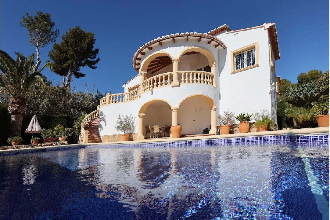 villa en Benissa(La Fustera) en vente, construit 238 m², terrain 800 m², 2 chambre, 1 salle de bains, piscina, ref.: CA-H-1744-AMB-1