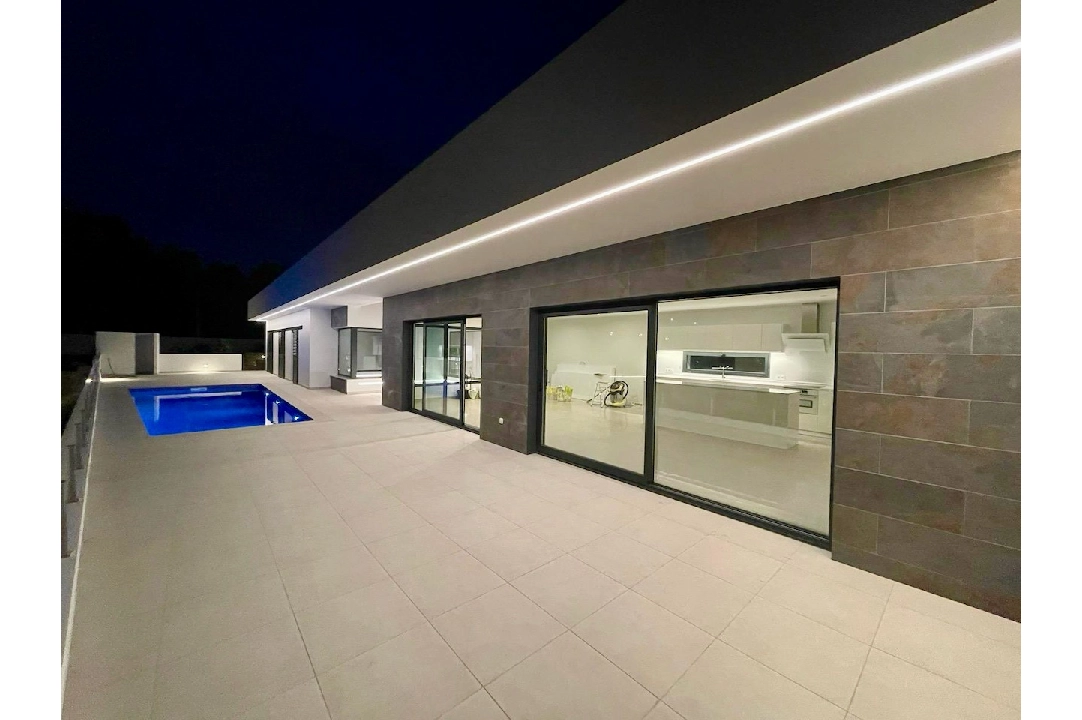 villa en Benissa(La Fustera) en vente, construit 300 m², aire acondicionado, terrain 950 m², 4 chambre, 3 salle de bains, piscina, ref.: CA-H-1747-AMB-43