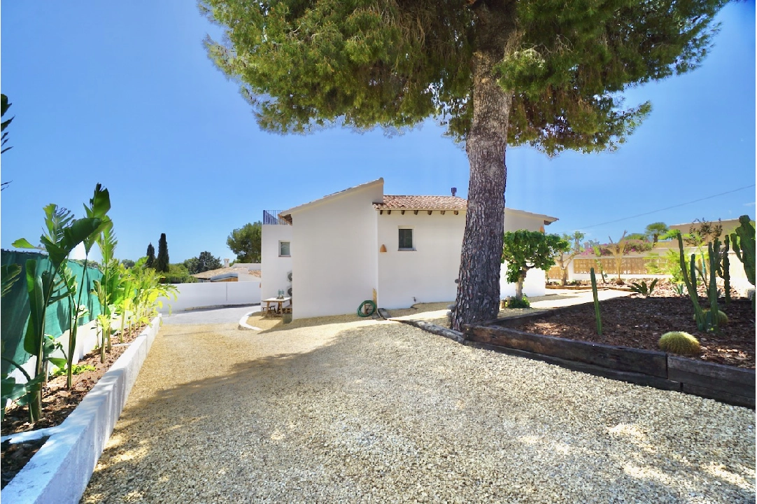 villa en Moraira(La Sabatera) en vente, construit 158 m², aire acondicionado, terrain 581 m², 3 chambre, 2 salle de bains, piscina, ref.: CA-H-1758-AMBEI-39